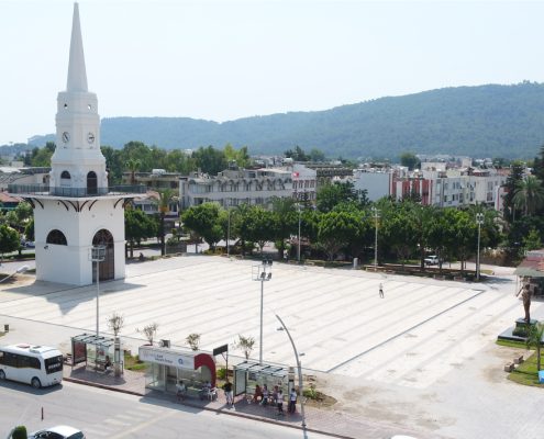 YENİ-CUMHURİYET-MEYDANI-KEMER’E-ÇOK-YAKIŞTI